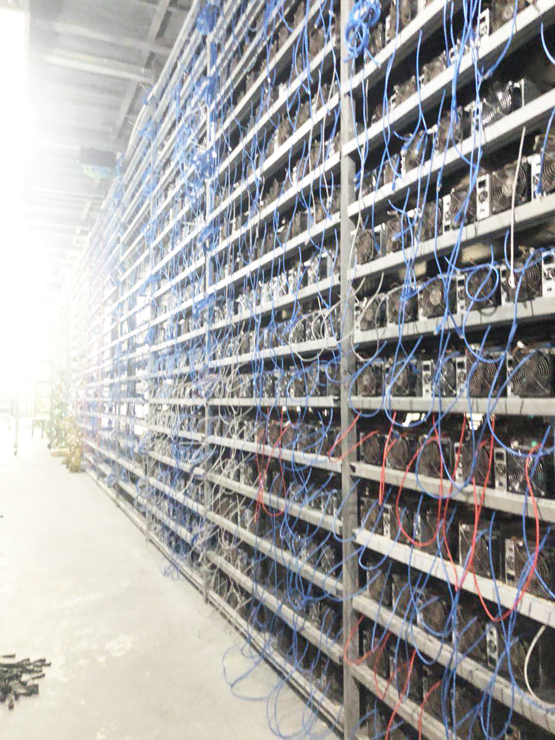 ASIC Bitmain Antminer S19 Pro Miner 110t 29.5J/Th With Power Supply Server