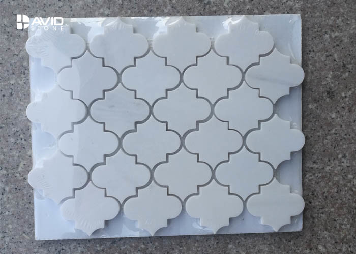 Lantern Shape Carrara Polished Mosaic Floor Tile Sheets 7cm Length 10mm Thickness