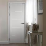 Customized Color Wooden Room Doors YALIG Luxury Interior Door for Hotel Room