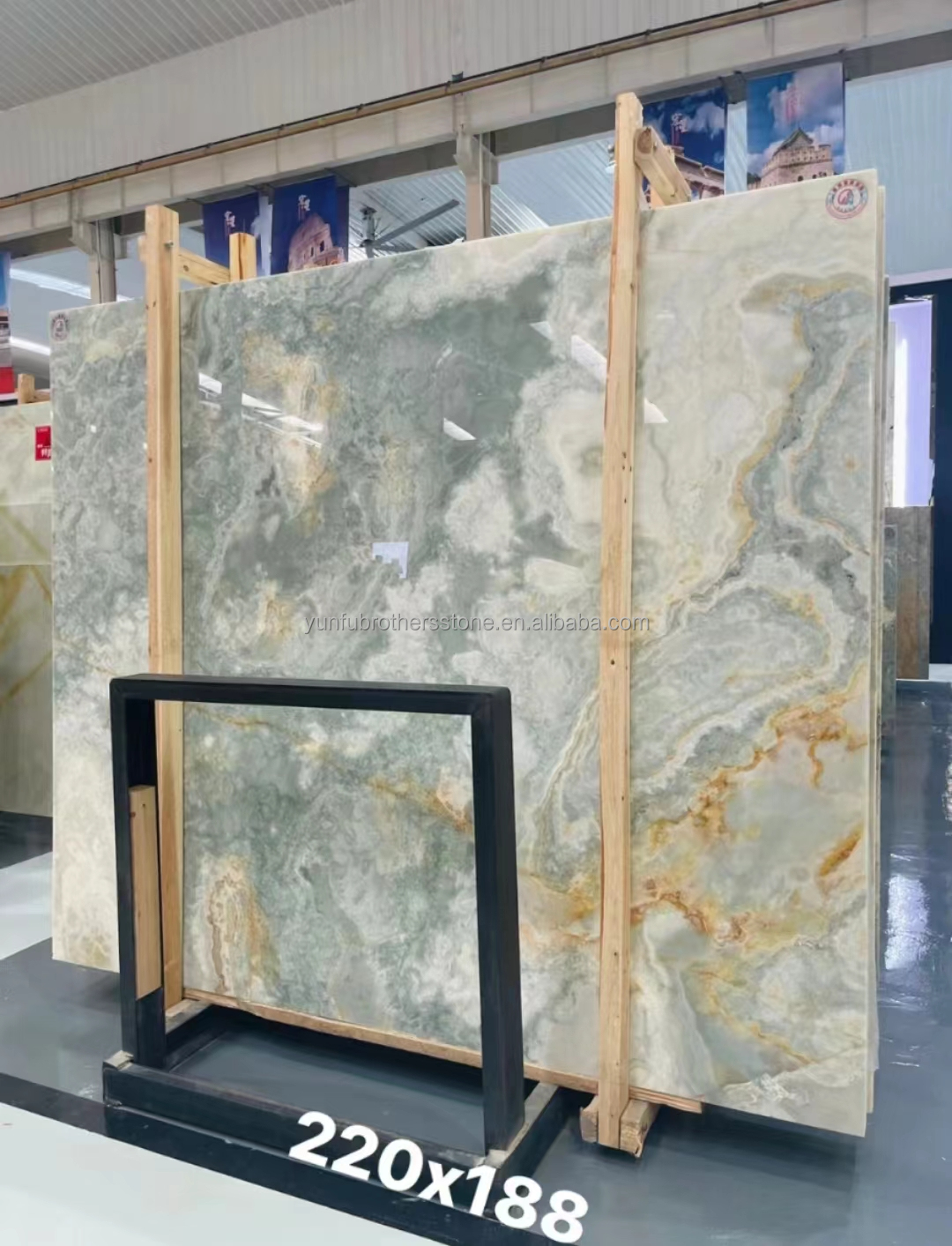 Modern Backlit Green Onyx Stone Slab 30mm Thickness for Graphic Living Room Jade Wall