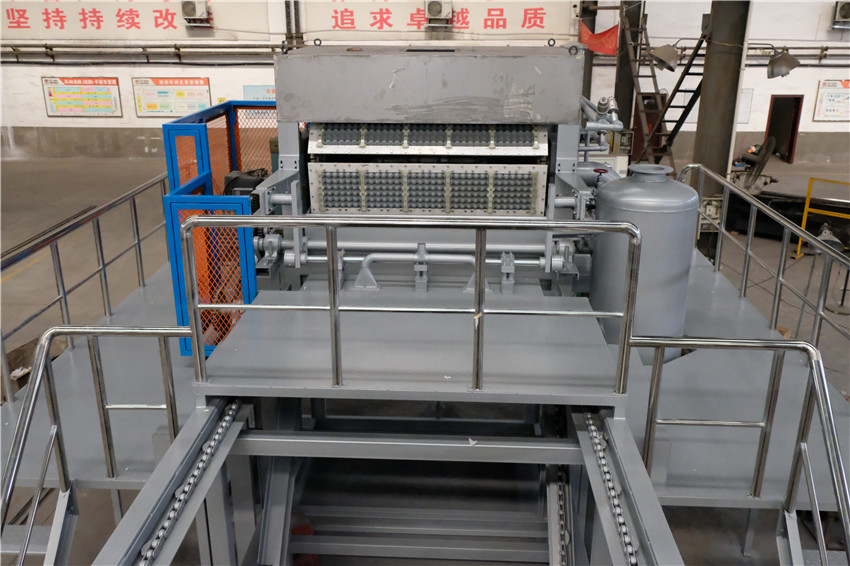 Rotary Forming Paper Pulp Molding Machine 380v Coffee Cup Tray Making