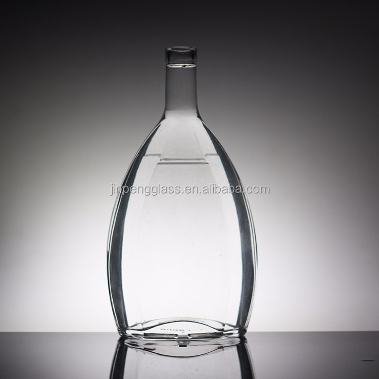 Popular Design Super Flint 700ml Vodka Glass Bottle with Cork and Transparent Glass