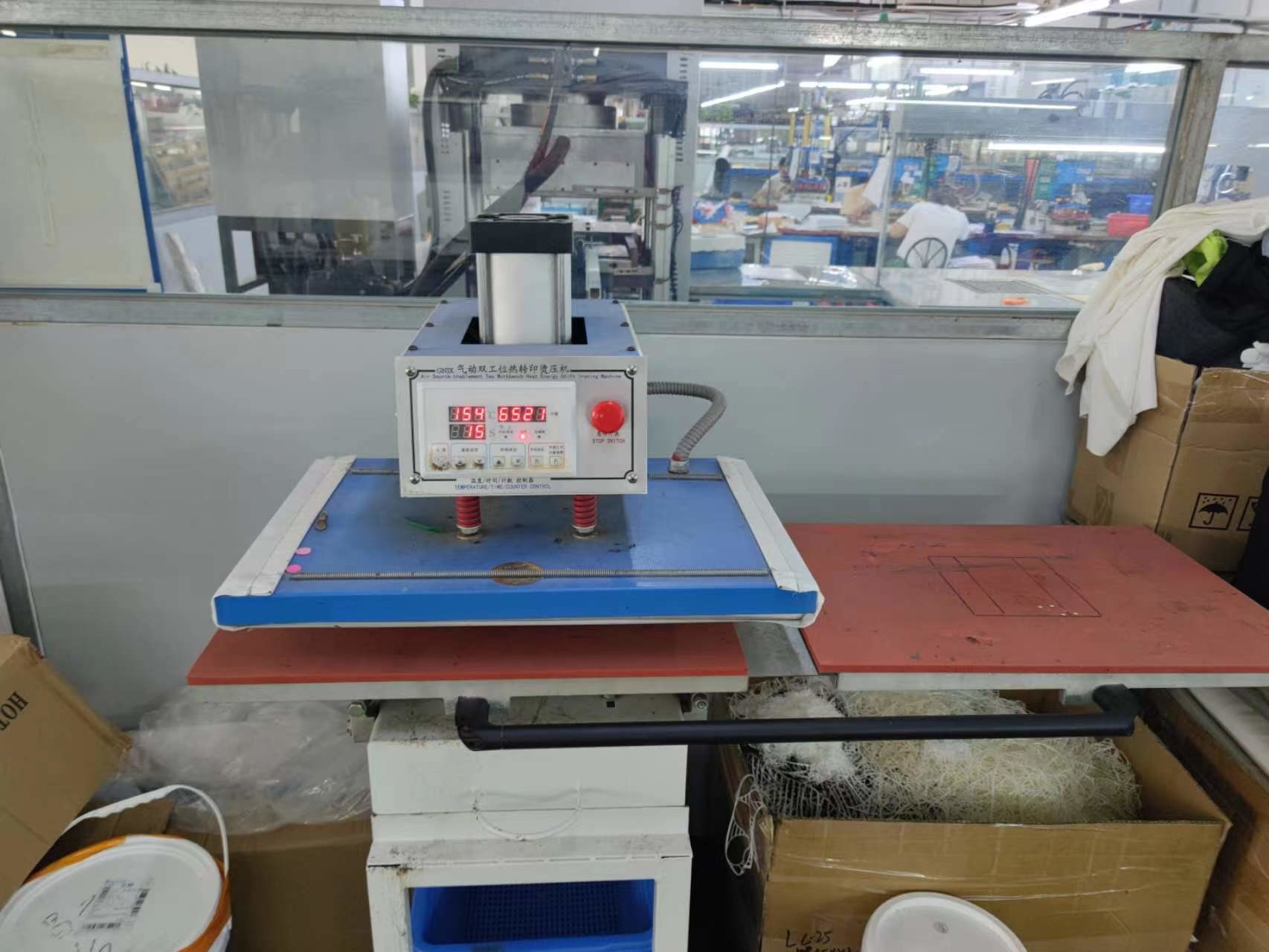 Printing Reflective Logos Silicone Heat Transfer Labels Custom For Clothing