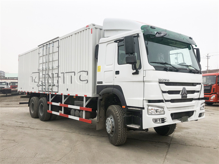 Brand New Howo 336HP Cargo Van Truck 6*4 Fence Cargo Truck Heavy Duty Stake Cargo Lorry Trucks