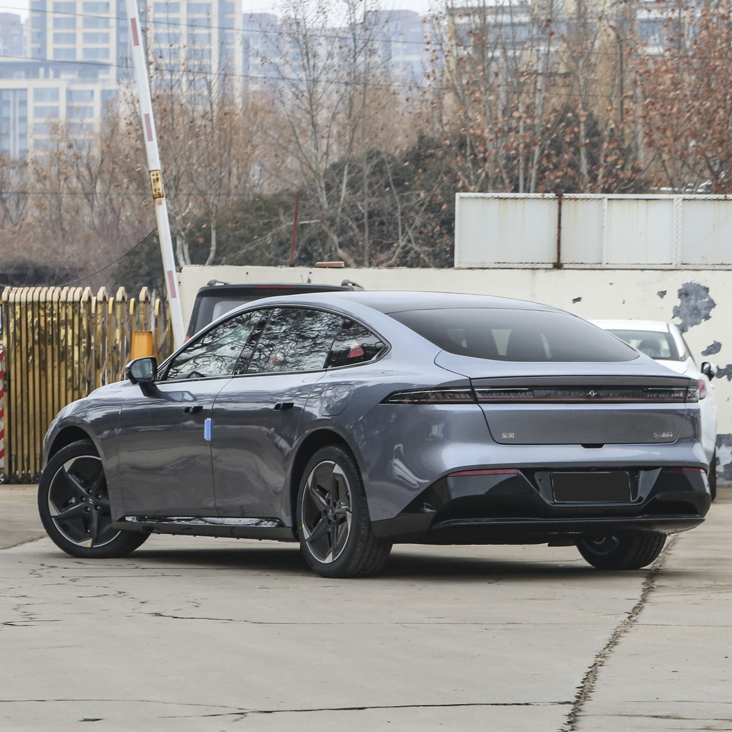 Endurance Fashionable Appearance Dongfeng Yipai 007 Hatchback Sports Car 0.43h Charging Time 165km/h Max Speed