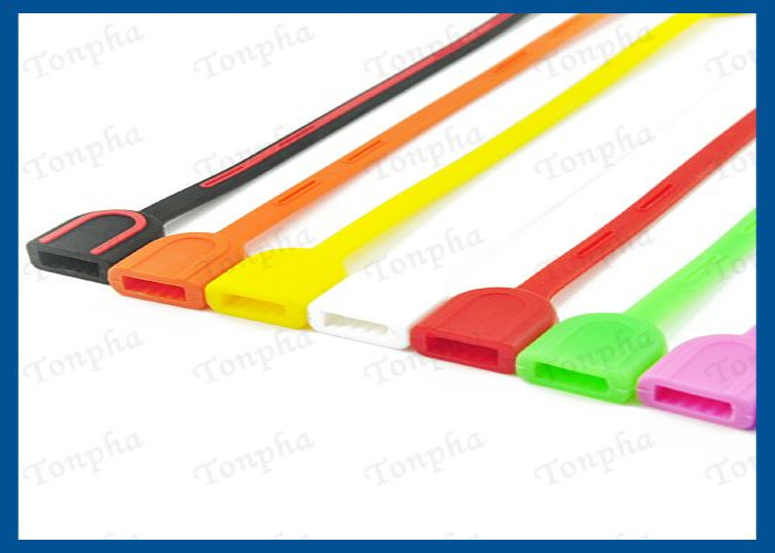 Promotional Thin Wristband Flash Drive Convenient Carrying Silicone Material