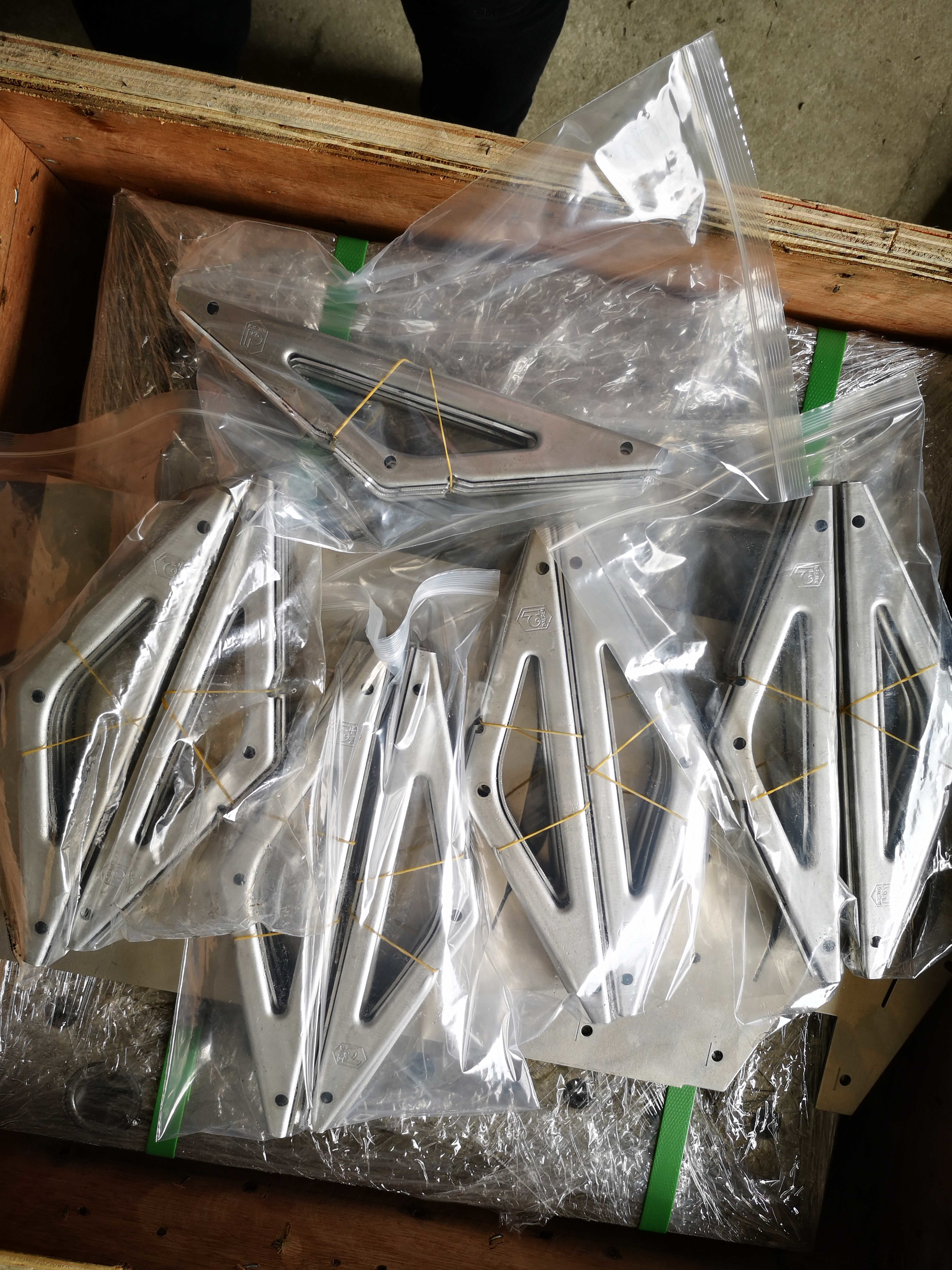 Stainless steel shelf shelf nine thicker than the partition bracket bracket modern and simple