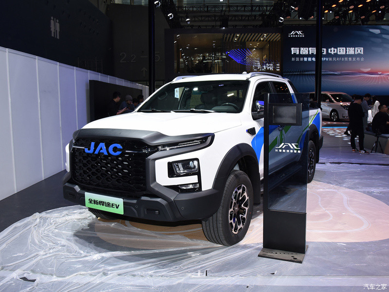 JAC T9 HUNTER EV All Electric Pickup With A Dual Electric Motor Drive Train And Over 310 Miles (500 Km) CLTC Range
