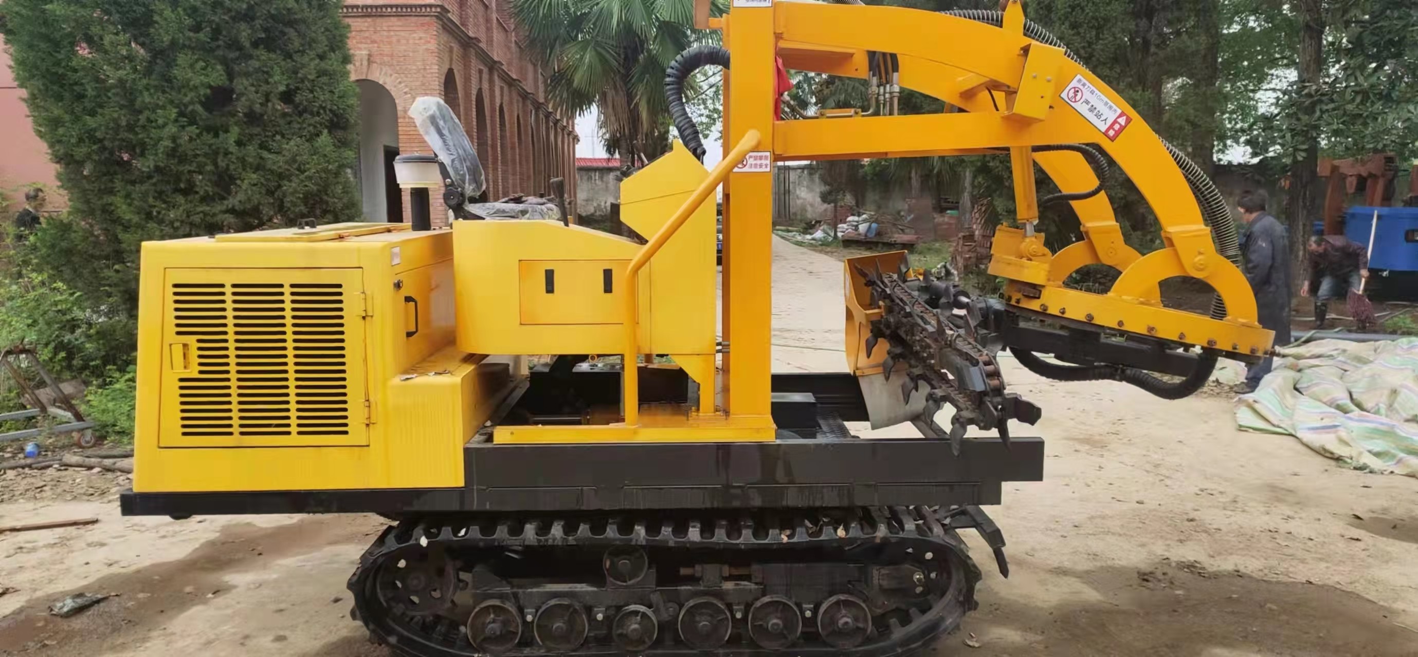 tree mover machine price manufacturer address how much money, tree digging machine moving tree machine manufacturer