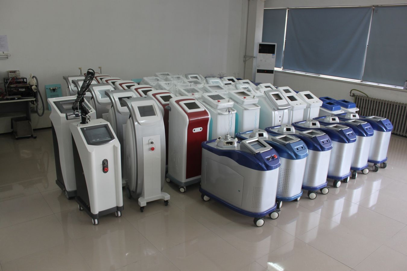 Nubway Insulated Fractional RF Microneedle Machine 50w For Wrinkle removal