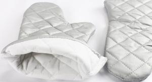 Quality Safety Heat Proof Oven Mitts , Kitchen Oven Gloves Flexibility Extra Long wholesale