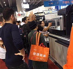 W40 Edge Channel Letter Bending Machine For Square Letter Advertising Signs