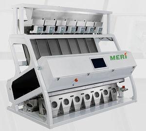 Quality High Accuracy Photoelectric Color Sorter , 5kw Apple Colour Sorter wholesale