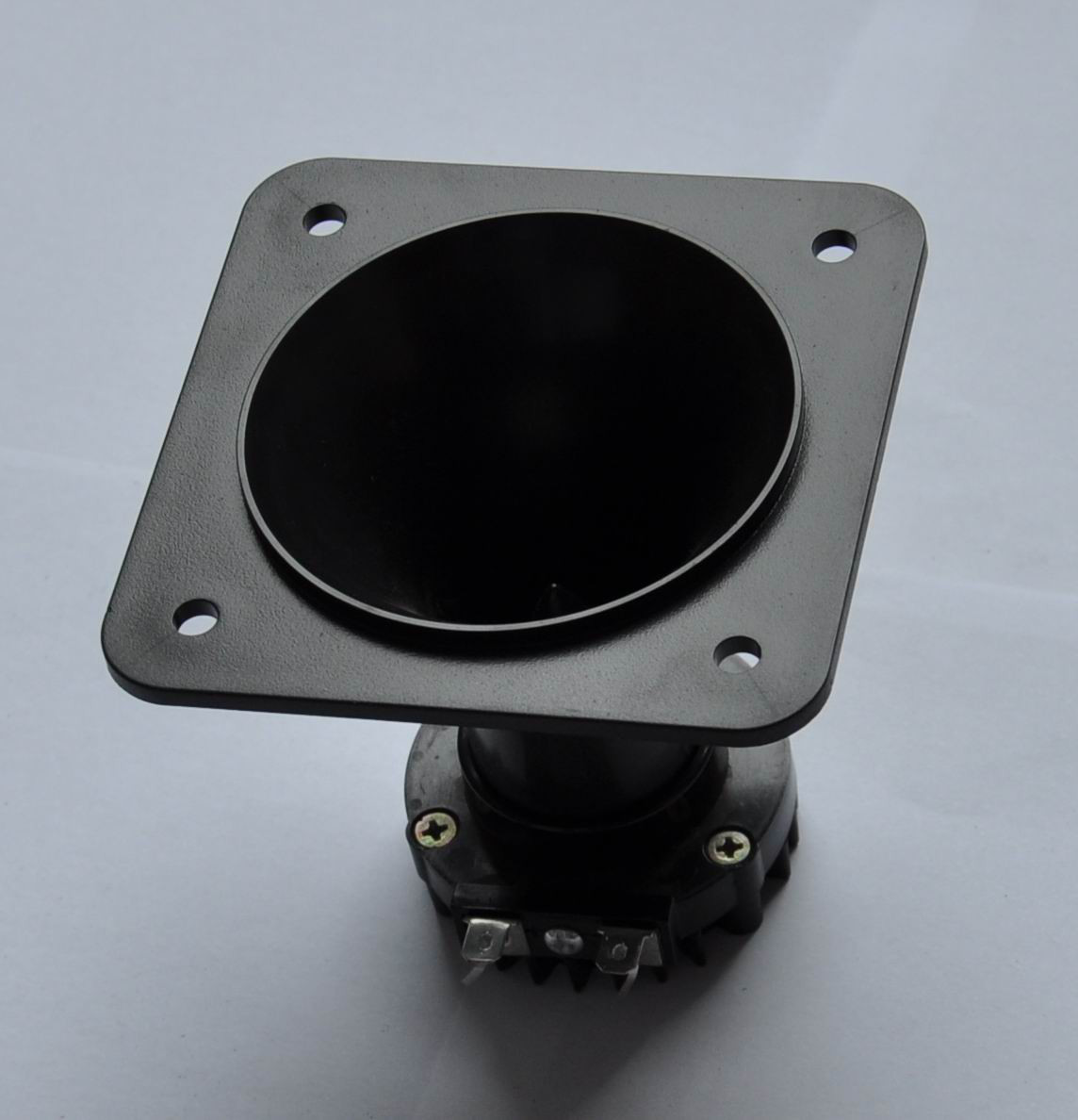 112DB Speaker Horn Driver 20W Titanium Phenolic Compression Driver Horn