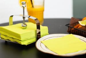 Quality Odorless Practical Airlaid Paper Napkins , Disposable Wedding Paper Serviettes wholesale