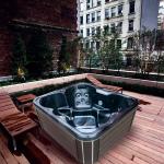 4 Persons Acrylic Portable Hot Tubs Whirlpool Massage Bathtubs