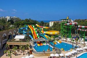 Outdoor Amusement Park Ride Swimming Pool Fiberglass Water Slide