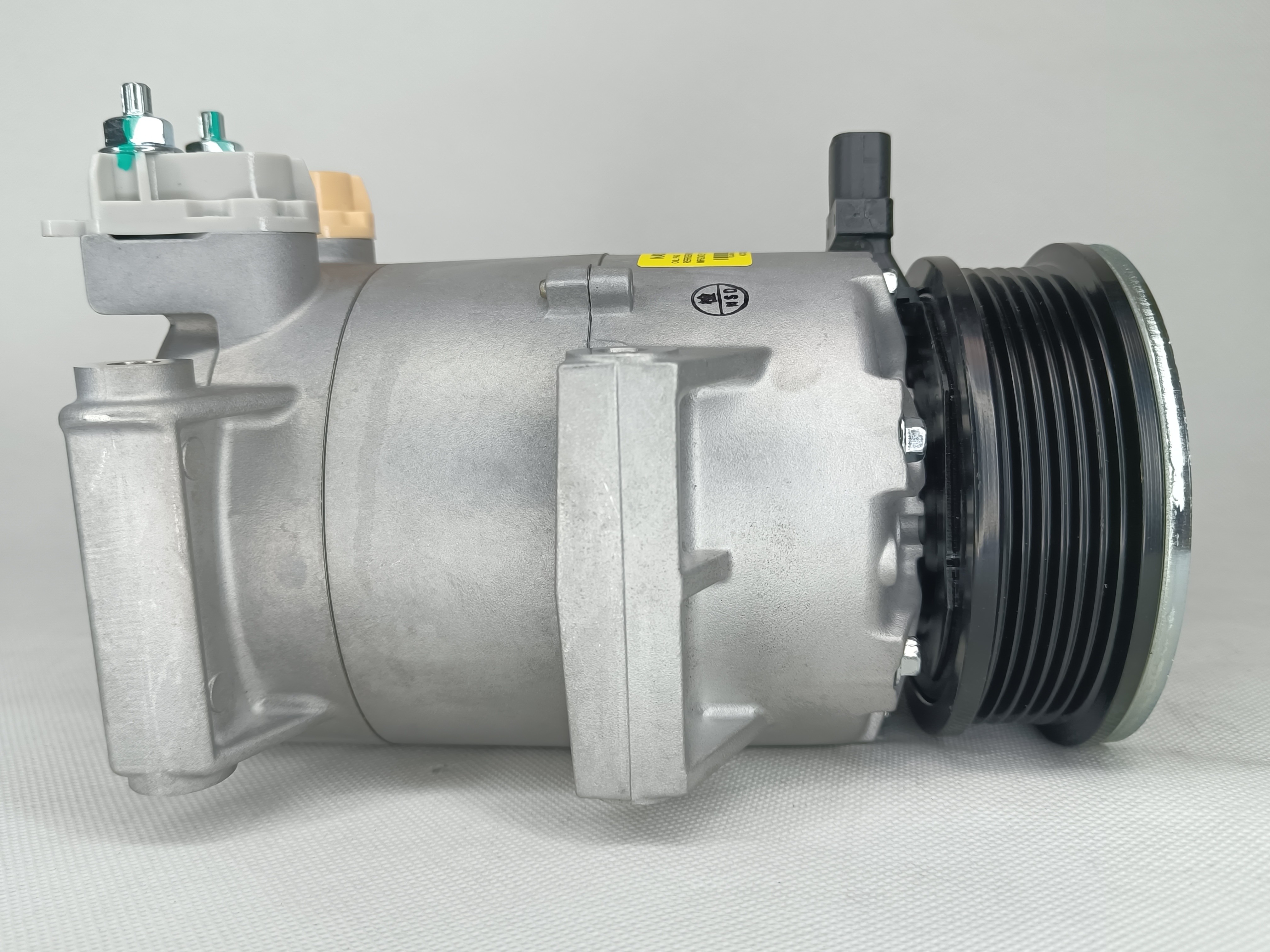 Aluminum Car Ac Compressor For Ford Kuga1.6 GV6119D629C2B 19D629C2C