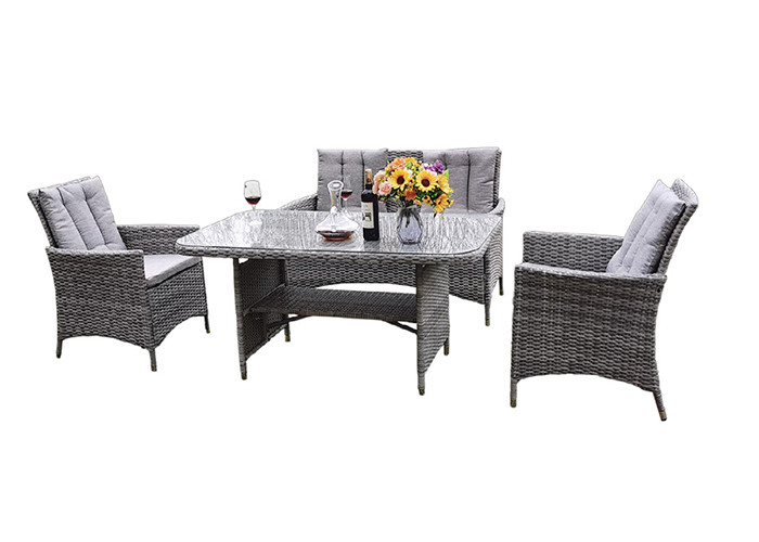 Mould Resistant Garden Rattan Set , PP Rattan Garden Table And Chairs