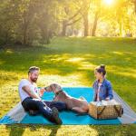 Outdoor Camping Sand Proof Ripstop Nylon Waterproof Compact Beach Blanket /