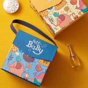 Quality Cartoon flip gift box with artificial leather handle baby shower birthday gift packaging boxes wholesale