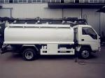 Forland 5cbm Fuel Oil Dispenser and Delivery Tank Truck , 4*2 Petrol Diesel