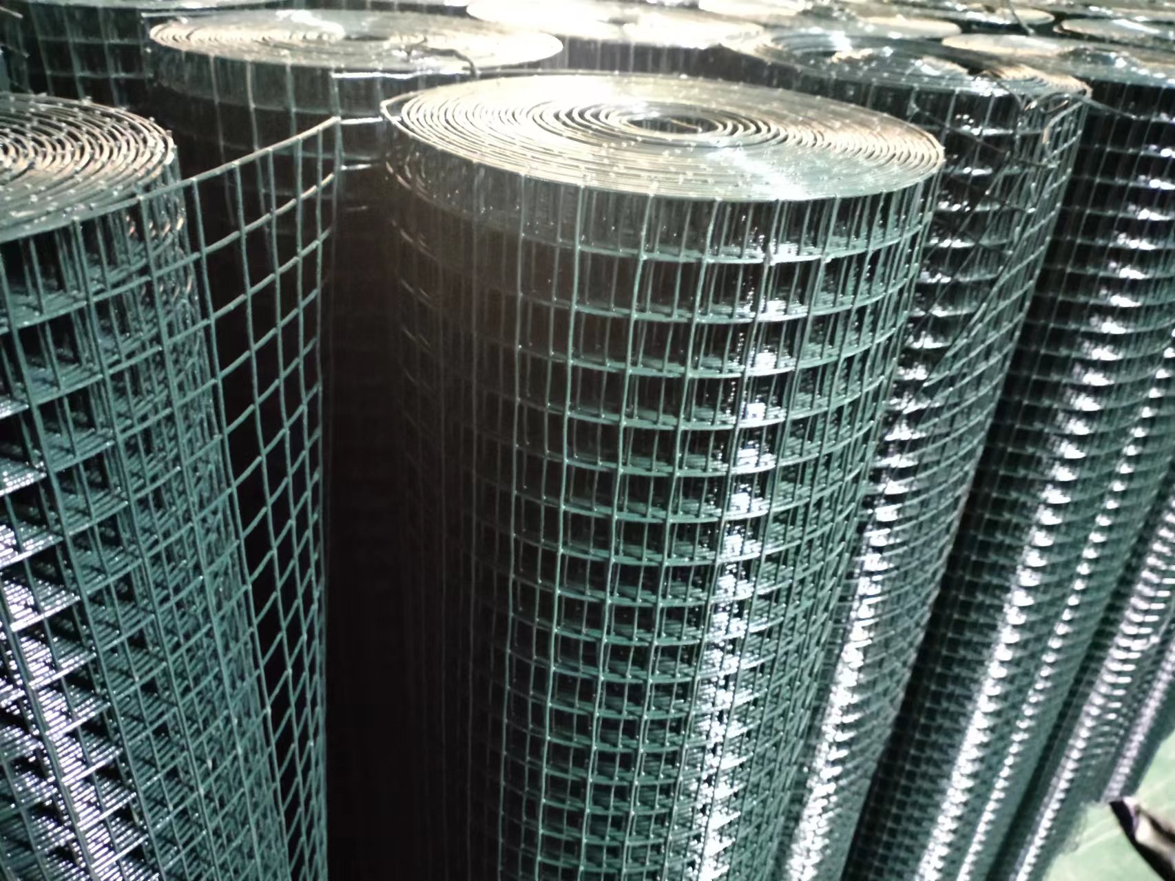 green colored welded wire mesh rolls