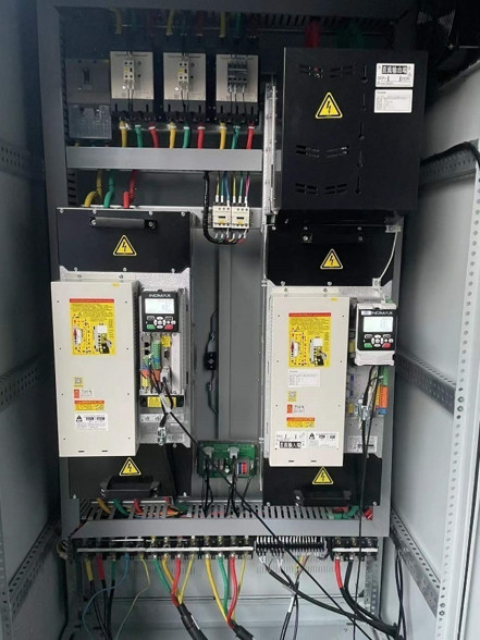 Inomax AC Variable Frequency Drives Space Saving For 380V 300HP PMSM Motors