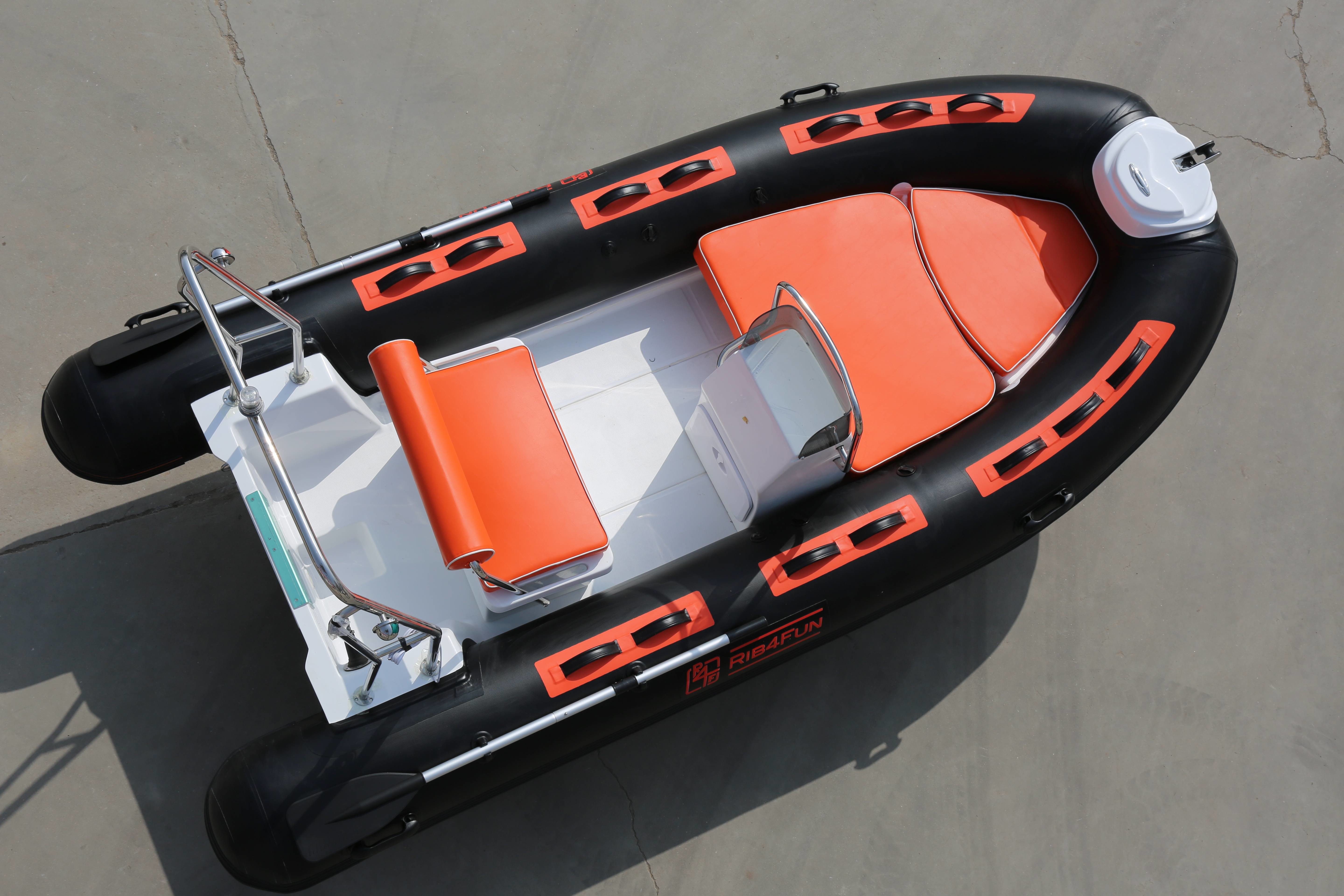 2023 new fiberglass hull rib boat 3.9m with removable fuel tank rib390BL
