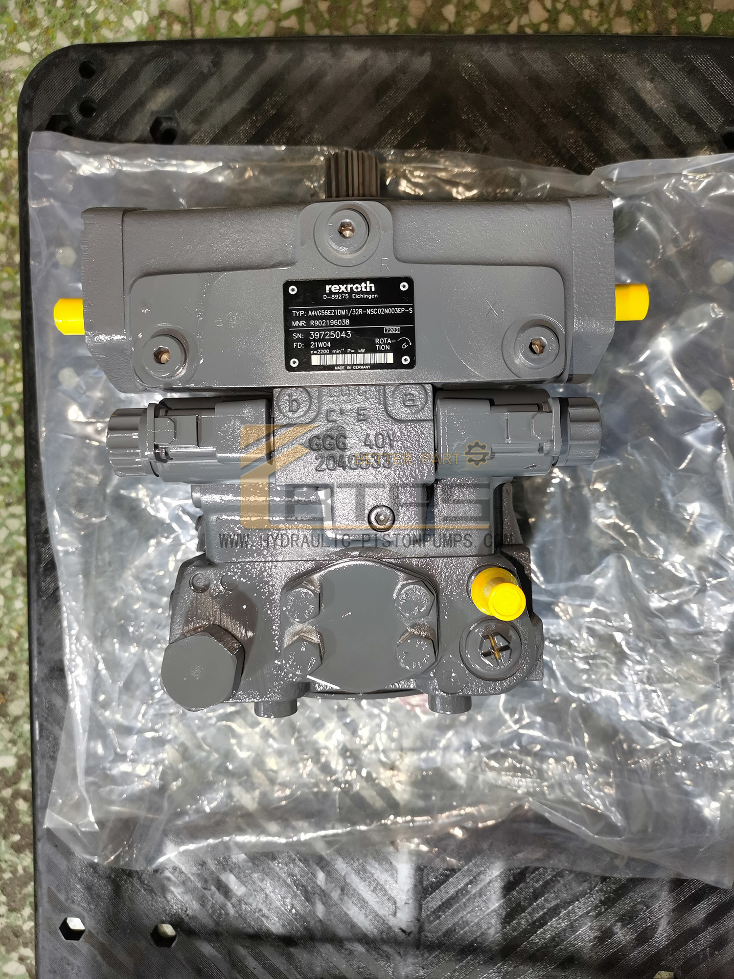 A4VG28 A4VG56 R900020805 A4VG 125 EP2DM1/32R-NZF02F001F AXIAL PISTON VARIABLE PUMP AA4VG SERIES 32