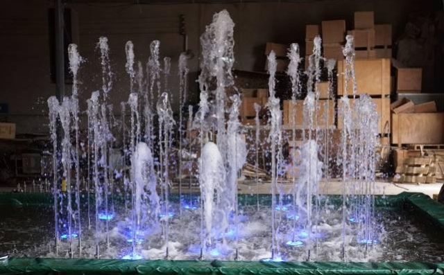 Garden Portable Water Fountain Outdoor Signal Control