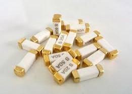 Quality UL CUL 10.1mmx 3.1mm 4012 Fast - Acting Chip Fuse CQ40LF 500mA-40A 600VAC 350VDC With High Inrush wholesale