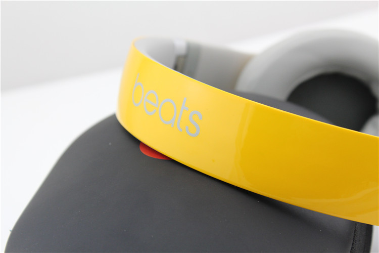 Beats by Dr.Dre Studio 2.0 Wireless Bluetooth Around-the-Ear Headband Headphones Orange made in china grgheadsets-com.ecer.com