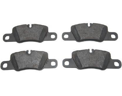 Cheap Low Dust Auto Brake Pads With Semi - Metal / Non - Asbestos / Ceramic Material for sale