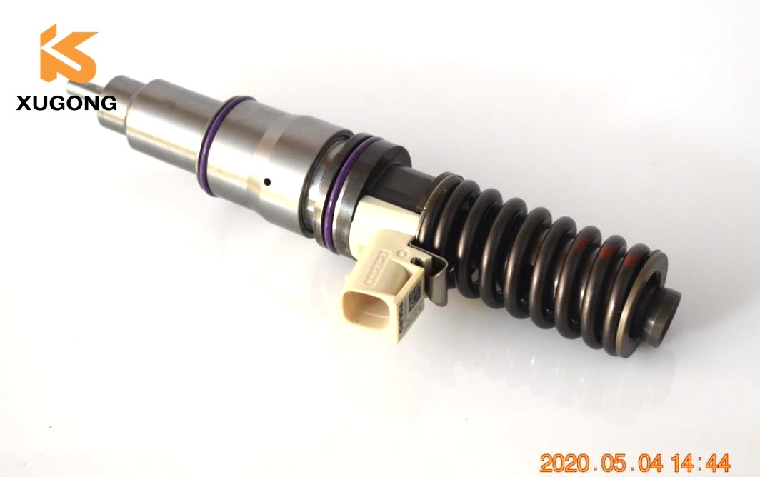 Vol Vo D16E Engine Parts EC700C Fuel Injector Assy 20929906