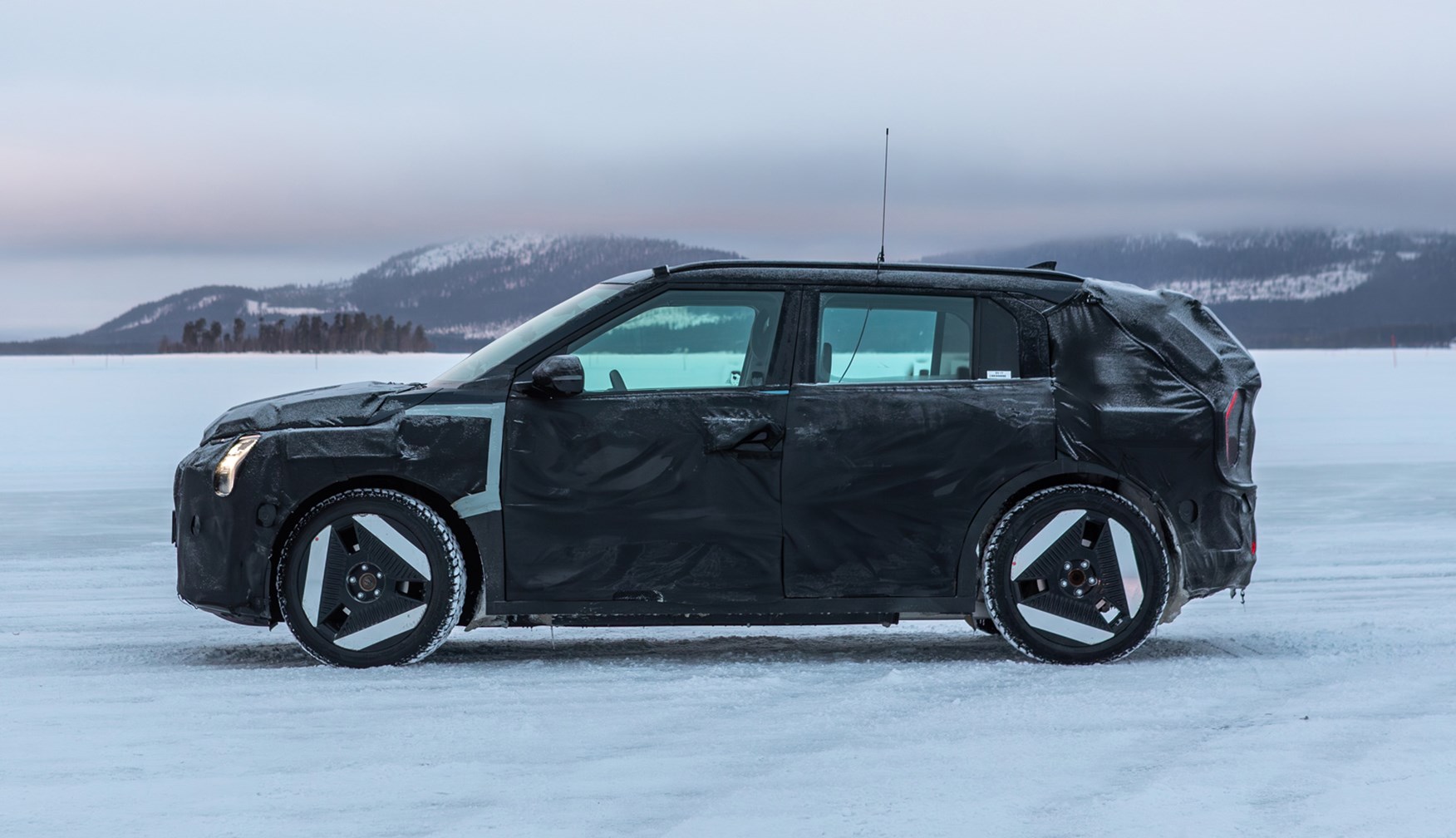 Coming soon Kia EV3 2024 58.3kwh Battery 410km Range 150kw/204Ps Motorpower 283N.m Torque Pure Electric Vehicle