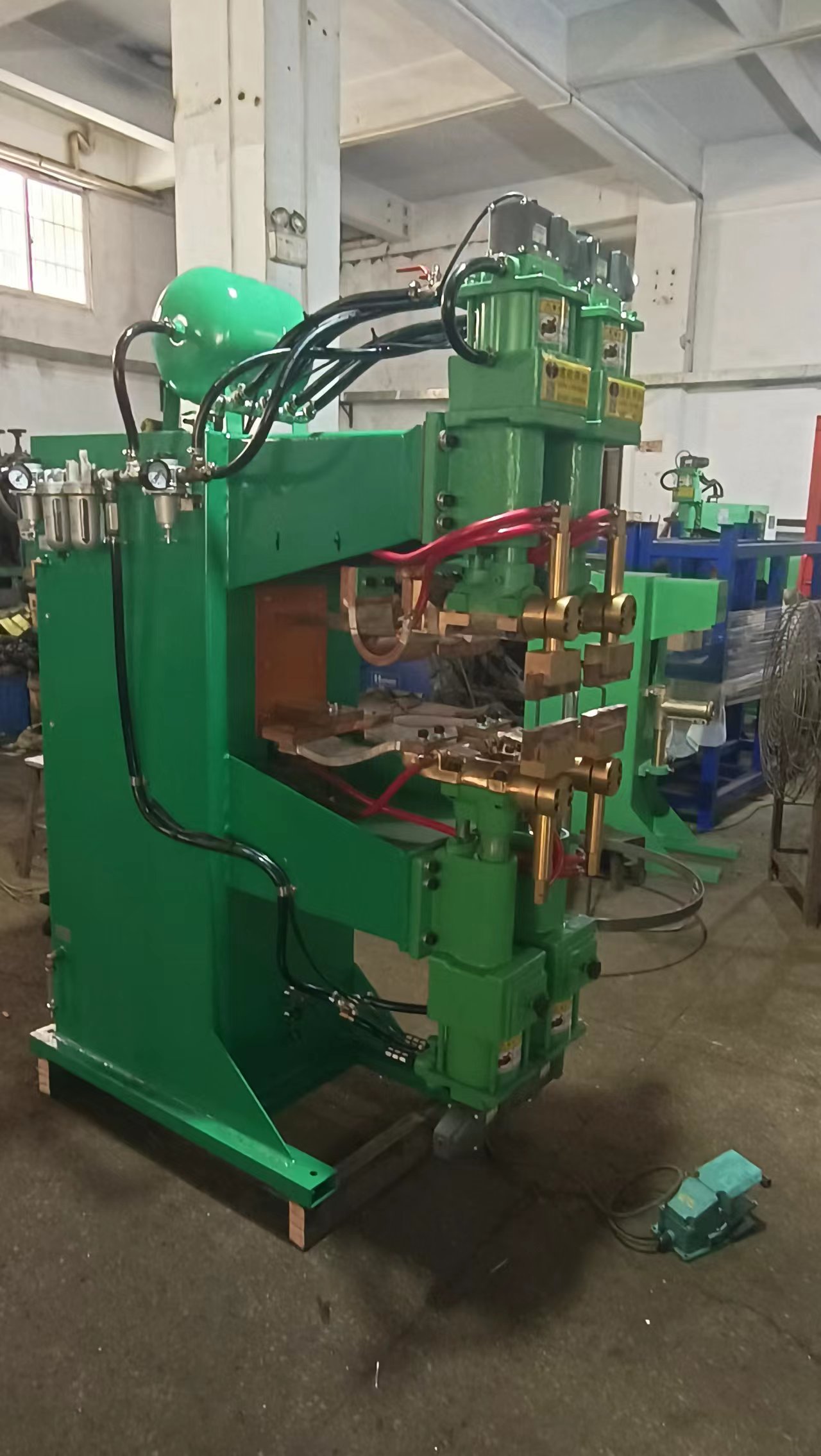 Pneumatic Welding Machine for Tab Welding at Manufacturing Plant Mass Production