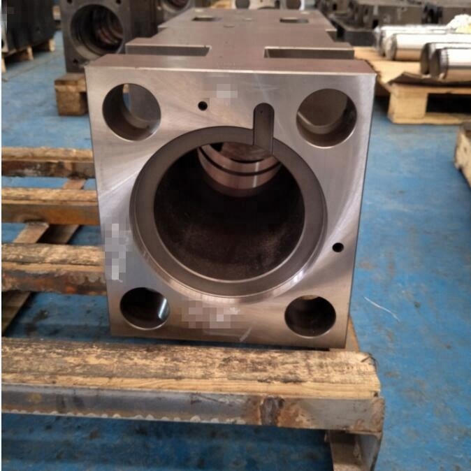 Construction Excavator Hydraulic Rock Breaker Spare Parts Front Head 5