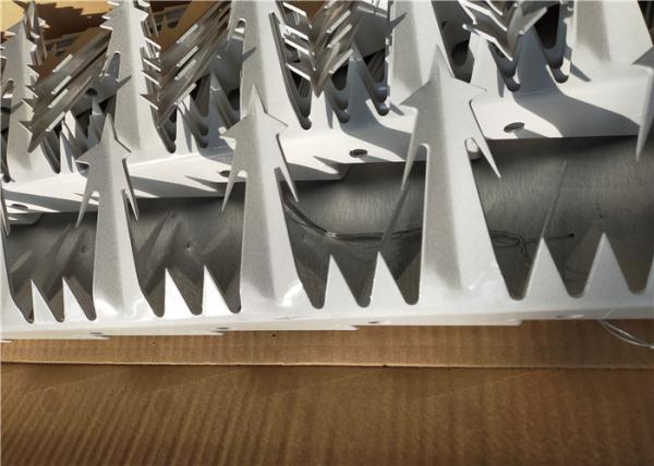 Powder Coated Rail Spikes Or Wall Security Spikes Attractive Alternative To