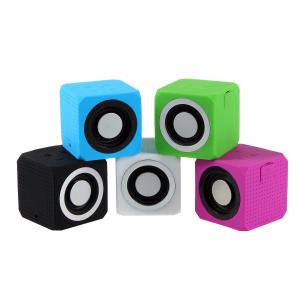 Quality IPX7 waterproof bluetooth speaker with hook wholesale
