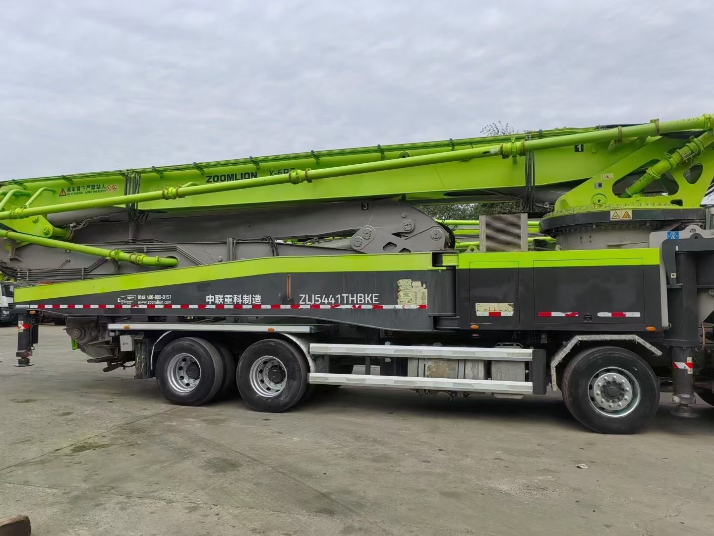 2021 Zoomlion 59m ZLJ5441THBKE Second-hand Concrete Boom Pump Truck Sitrak Chassis Diesel Power