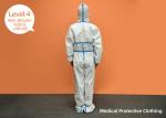 PE PP Non - Woven Fabric Protective Gowns Isolation Level 4 Disposable