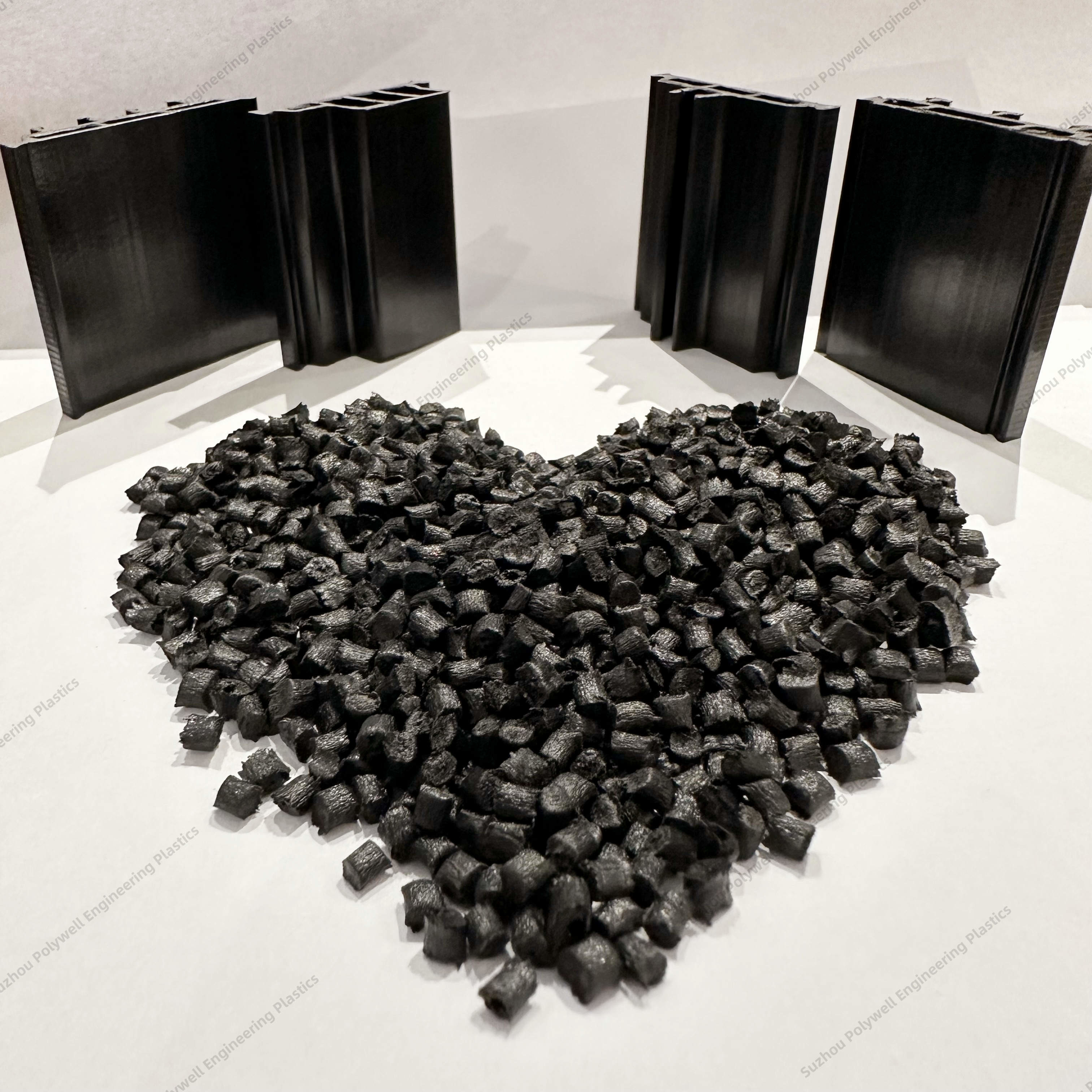 High Elasticity Modulus Polyamide Nylon 66 Chips with Melting Point of 240°C