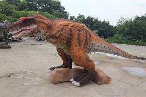Quality Photorealistic Stage Running Realistic Dinosaur Diorama Waterproof And Sun Protection wholesale