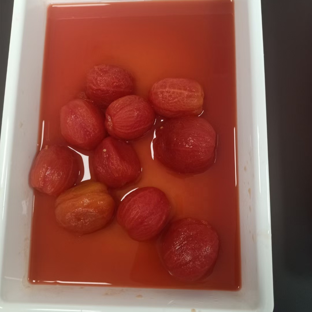 Delicious Sweet Flavor Canned Peeled Tomatoes from Freshest Raw Material