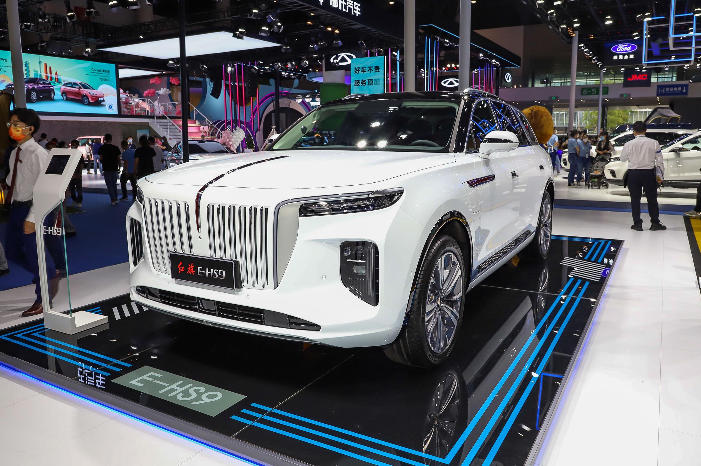 2024 High Speed Electric Car Hongqi E-HS9 Made In With Energy Big Suv Red Flag E-HS9 Used Cars Sports Car Turn to Left