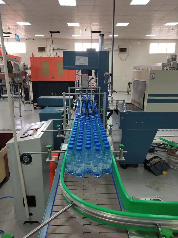 380V 16000BPH Water Bottle Filling Equipment Hydraulic Cylinder Controlled 4