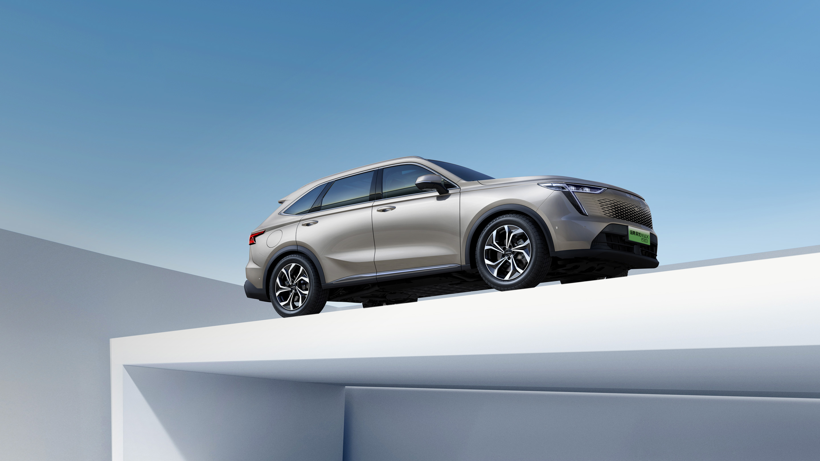 Trumpchi Fierce Dragon MAX 2023 Electric Car 1.5L HI4 105 4DW Flagship Energy Vehicle with Cruising Range of 105 km
