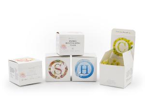 Quality Embossed Cosmetic Box Packaging / Cosmetic Gift Boxes Both Sides Printed wholesale
