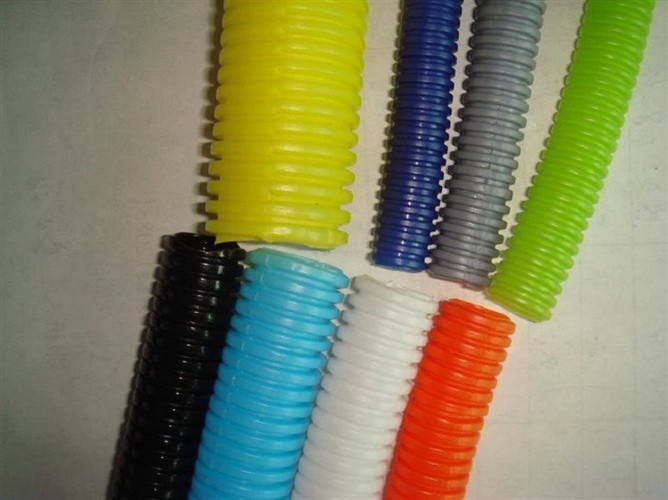 PP Slit Wall Corrugated Loom Tubing , Black Bellows flexible corrugated pipe